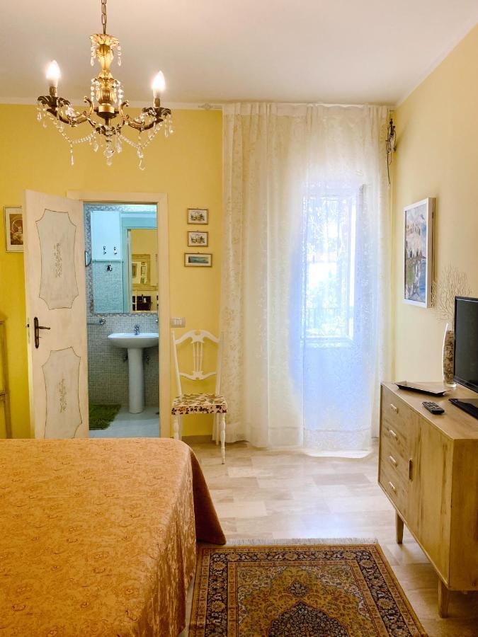 Bed and Breakfast Al Vecchio Pioppo Praia a Mare Exterior foto
